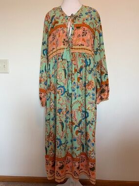 #551 Mint Green Floral Midi Dress with Pink Accents and Tassel Tie. Like New!